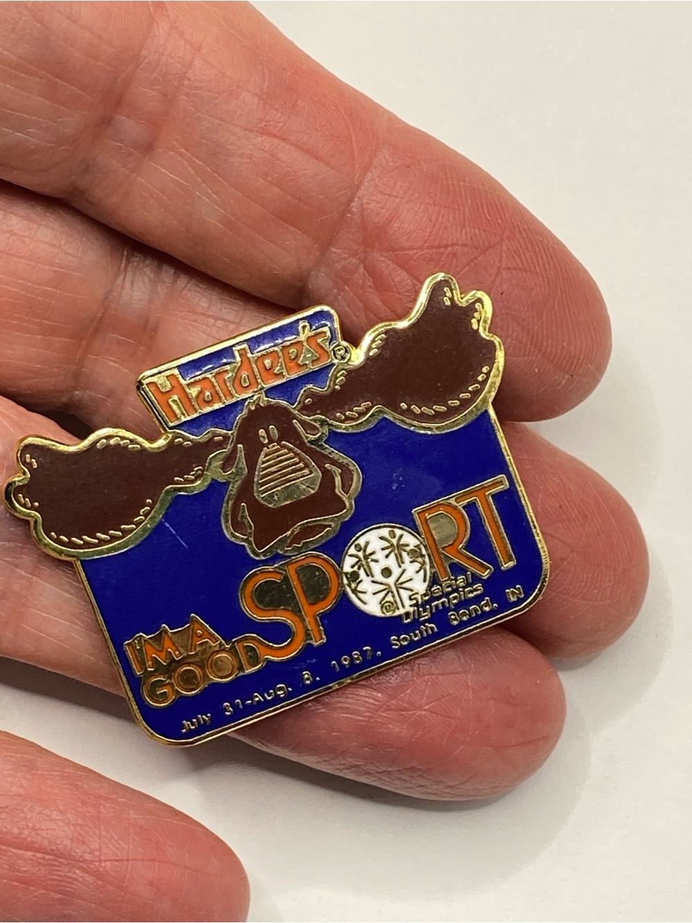 Vtg HARDEE’S 1987 Special Olympics 1987 Hat Lapel Pin